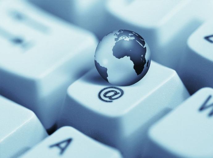 定制OR自助？ 誰才是企業(yè)建站的更佳選擇